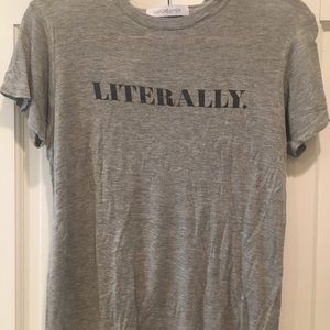 Gray Daydreamer soft cotton t shirt size small.